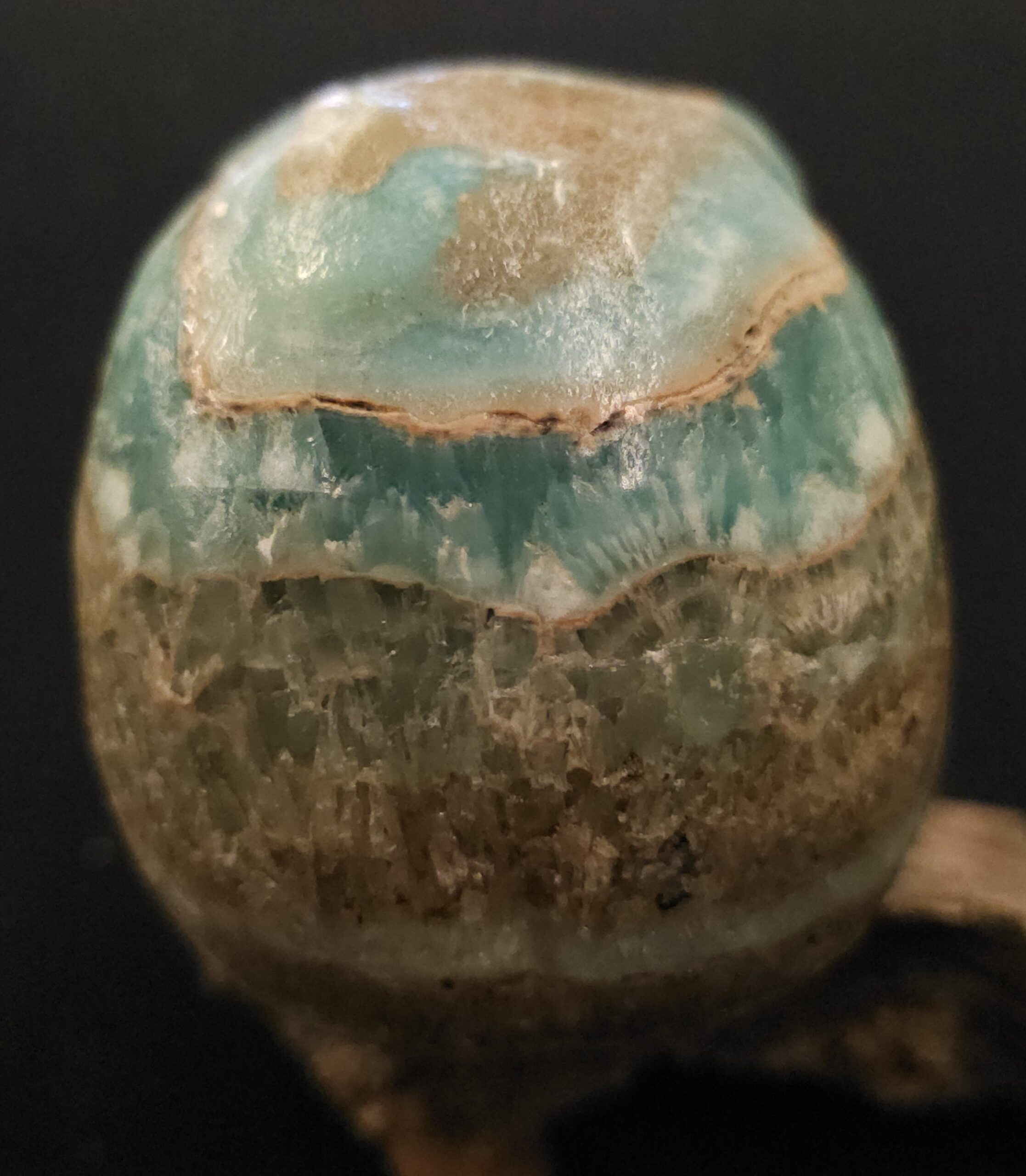 Blue Aragonite with Smithsonite Skull - Image 3